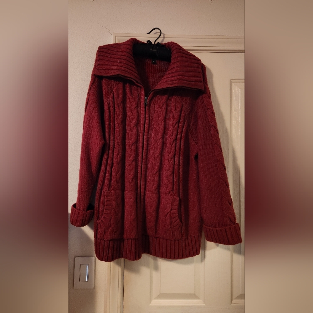 Torrid Dark Red Burgundy Thick Cable Knit Cardigan Size 2